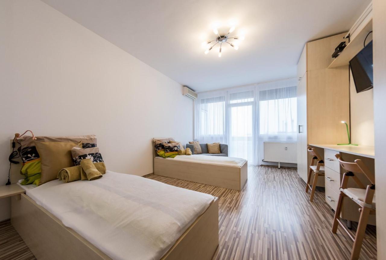 Central Home- Pesterzsébet Budapest Esterno foto