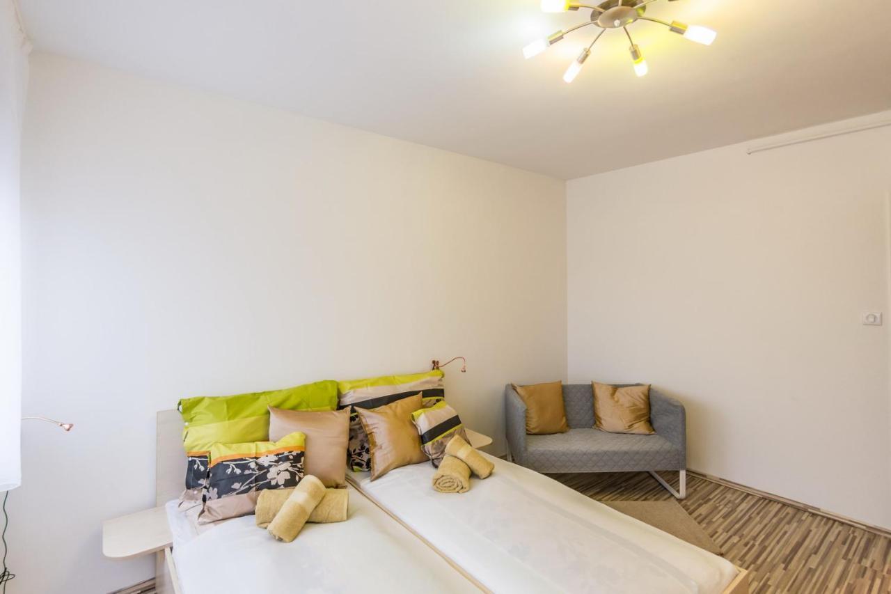 Central Home- Pesterzsébet Budapest Esterno foto